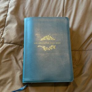 Life application study Bible